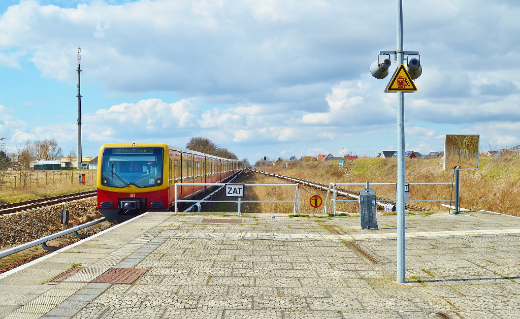 40 Presseartikel über die FDP Hohen Neuendorf entdecken 32 railway station 1024 628 - FDP Hohen Neuendorf