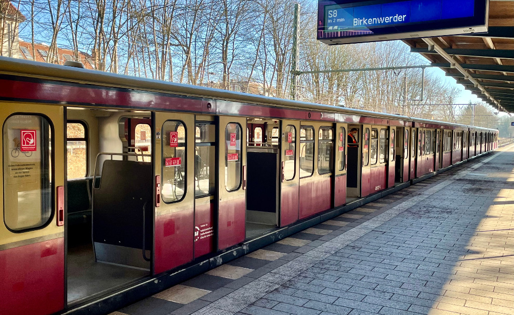 40 Presseartikel über die FDP Hohen Neuendorf entdecken 27 S8Birkenwerder IMG 0604 - FDP Hohen Neuendorf