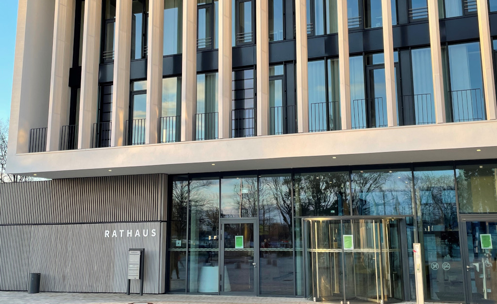 40 Presseartikel über die FDP Hohen Neuendorf entdecken 1 Rathaus - FDP Hohen Neuendorf